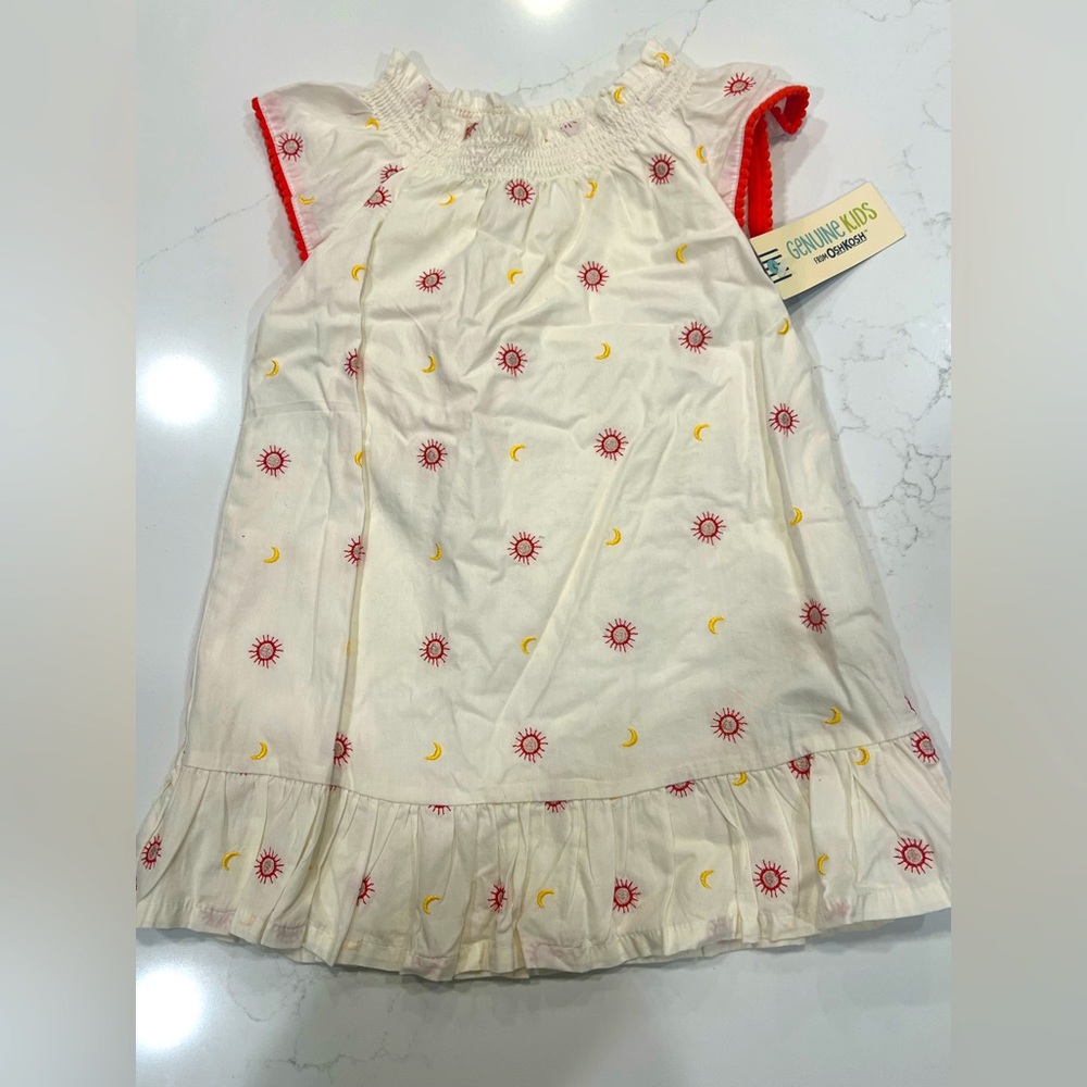 OshKosh Genuine Kids dress size 18 months. NWT.